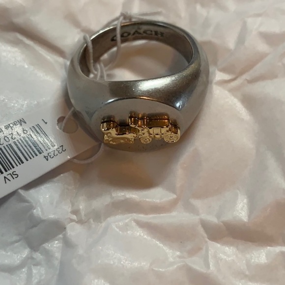 Coach Horse And Carriage Signet Ring - Picture 4 of 7